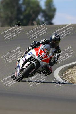 media/Sep-21-2025-TrackDaz (Sun) [[277c75b276]]/A Group/12pm (Turn 2)/